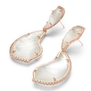 BRAND NEW Never Worn Kendra Scott Teddi Earrings